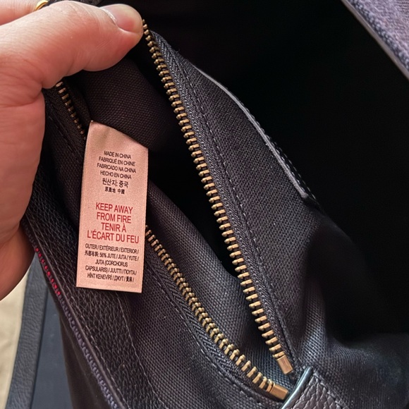 Burberry Camera Bag - Picture 8 of 10